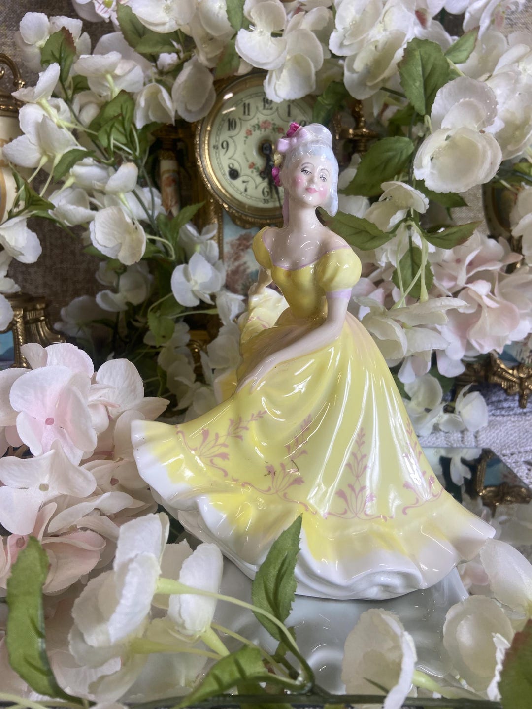   ロイヤルドルトンNinette Royal Doulton Figurine “ninette” - Etsy