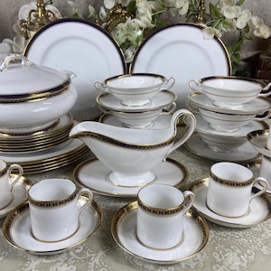 Spode Golden Bracelet dinner set