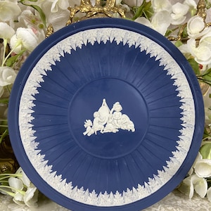 Vintage Wedgwood Jasperware large plate