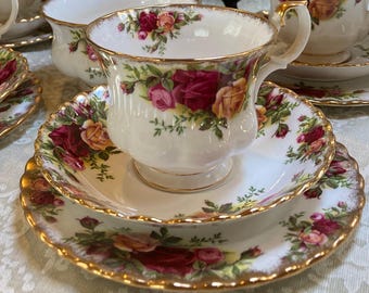 Royal Albert Old Country Roses tea trio