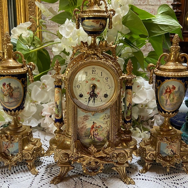 Vintage mantle clock with candelabras