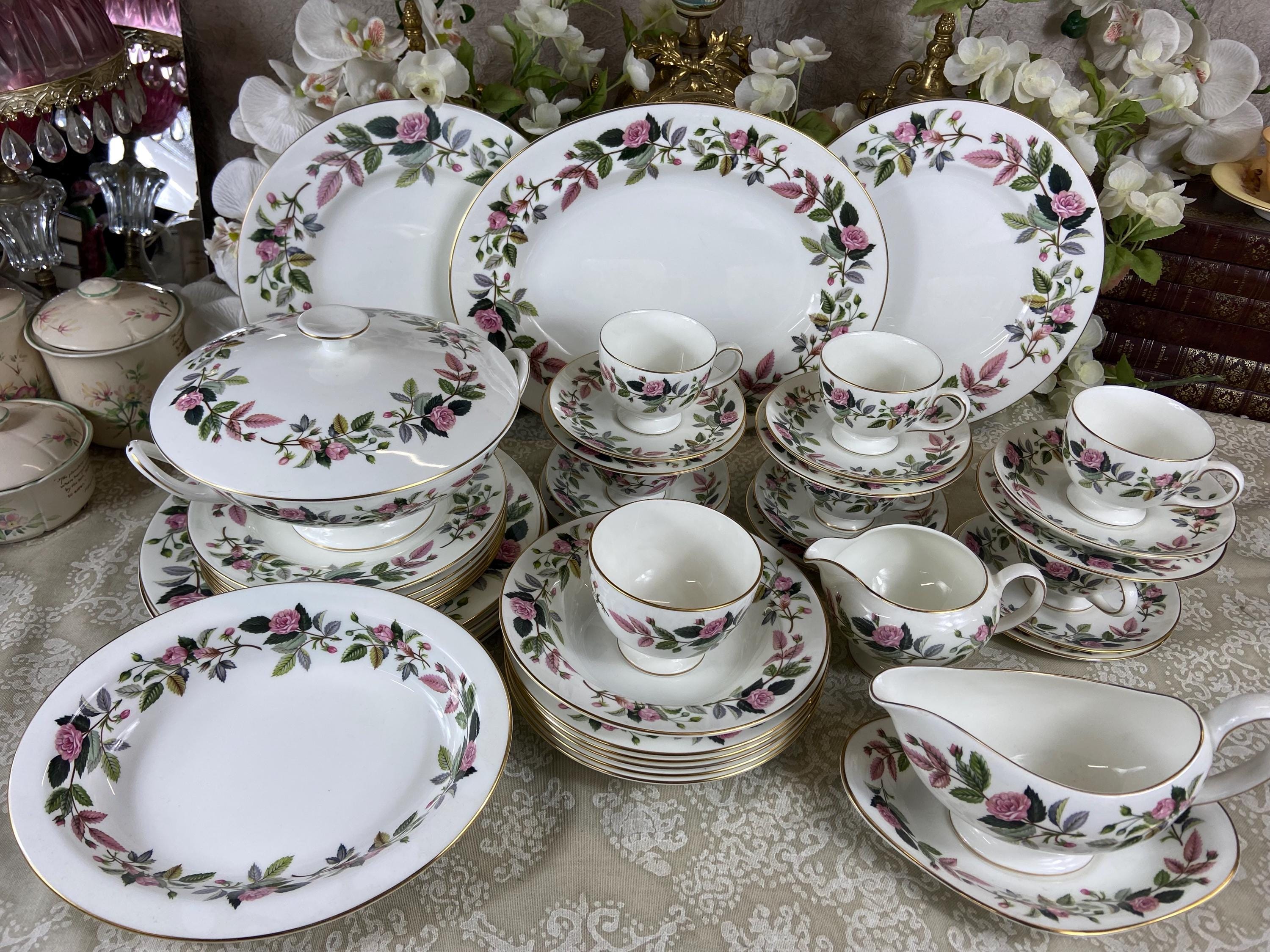 Vintage Hathaway Rose Dinner/tea Set - Etsy