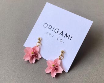 折り鶴ピアス（ライトパープル）、友禅和紙、18金 - Etsy 日本