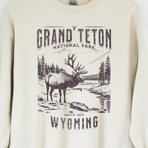 Grand Teton nationalpark-tröja, vintagevandring, grizzlybjörn, bergsbefolkningens Wyoming-berg, present till roadtrip, unisex bild 1