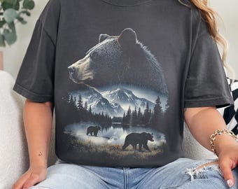 Vintage Black Bear 90s Graphic Style Comfort Colors® Tshirt, Retro Wildlife Nature Faded T-Shirt, Y2k Streetwear, 2000s Outdoorsy Gift