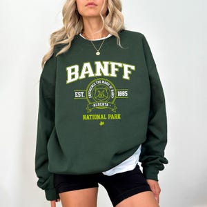 Sweat-shirt ras du cou du parc national Banff, souvenir du Canada, pull pour les amoureux de la nature, cadeau pour les voyageurs, parfait pour les voyages de camping