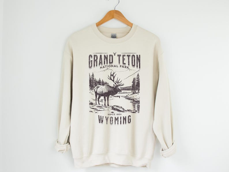 Grand Teton nationalpark-tröja, vintagevandring, grizzlybjörn, bergsbefolkningens Wyoming-berg, present till roadtrip, unisex bild 1