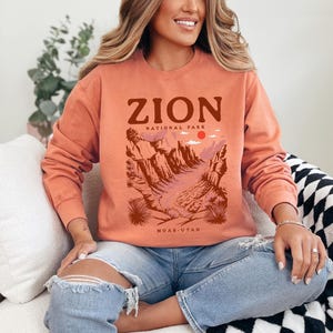 Comfort Colors Zion National Park Sweatshirt, Cozy Travel Apparel, Gift for Nature Lovers, Adventure Hoodie, Outdoor Gear, Camping Fashion