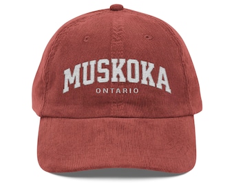 Gorra vintage de pana con bordado de Muskoka, Ontario. Gorra informal de moda. Accesorio para aventuras al aire libre. Regalo para él/ella. Accesorio de viaje.