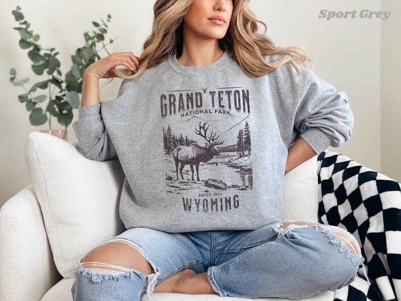 Grand Teton nationalpark-tröja, vintagevandring, grizzlybjörn, bergsbefolkningens Wyoming-berg, present till roadtrip, unisex bild 5