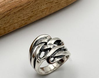 Handmade Wavy Sterling Silver Band Ring – Modern Minimalist Jewelry