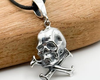 Sterling Silver Skull Pendant – Gothic Biker Necklace for Men – Handmade 925 Jewelry – Unique Gift Idea