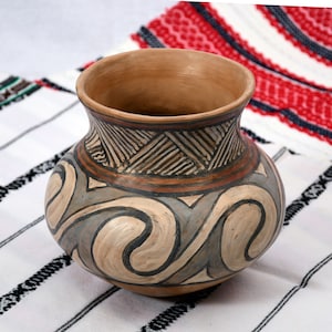 Vase, Cucuteni-Tripolie(Romania, Ukraine,Republic of Moldova), Romanian Folk Art, Handmade Pottery, Clay, Neolithic, Decorative Vase