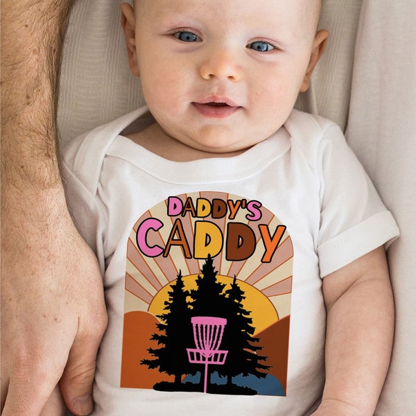 Retro Sonnenuntergang Disc Golf Daddy's Caddy Shirt Baby ONESIE ® by Gerber® Daddy Dad Newborn Outfit Frisbee Par Body Kinder Kleinkind T-Shirt Tshirt