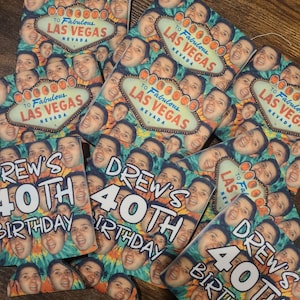 Recuerdos de fiesta Viva Las Vegas Enfriadores de latas PERSONALIZADOS A TODO COLOR Personalizados Despedida de soltera Despedida de soltera Viaje de niños Nevada Sin City Cerveza Cumpleaños