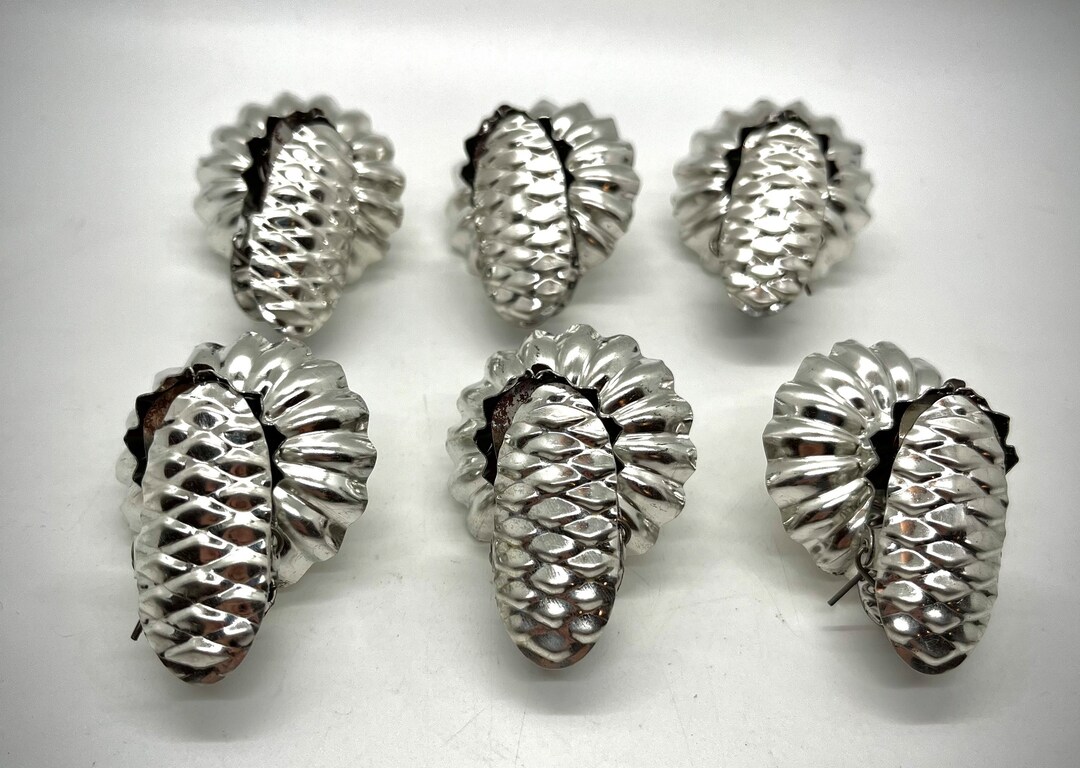 6 Vintage Christmas Tree Candle Clips Pinecones on Back Etsy