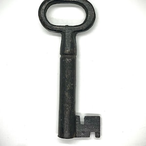 Gate Key | Cast Iron Key | Large Skeleton Key