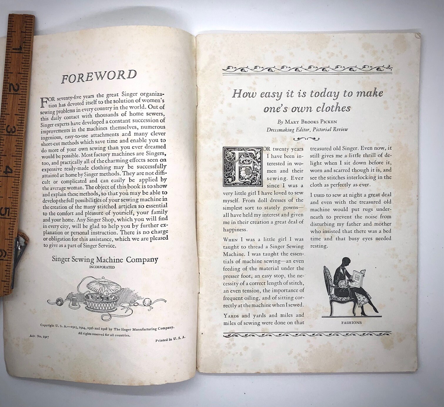 Singer Sewing Machine Instruction Booklet Vintage Collectible 1928