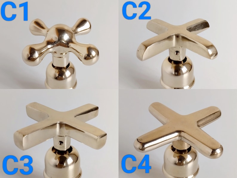 Peut inclure: Quatre poign&eacute;es de robinet en m&eacute;tal dor&eacute; poli &eacute;tiquet&eacute;es C1, C2, C3 et C4. C1 pr&eacute;sente un design en croix arrondie. C2, C3 et C4 pr&eacute;sentent des designs en croix plats et angulaires avec des formes et orientations vari&eacute;es, sur des bases cylindriques.