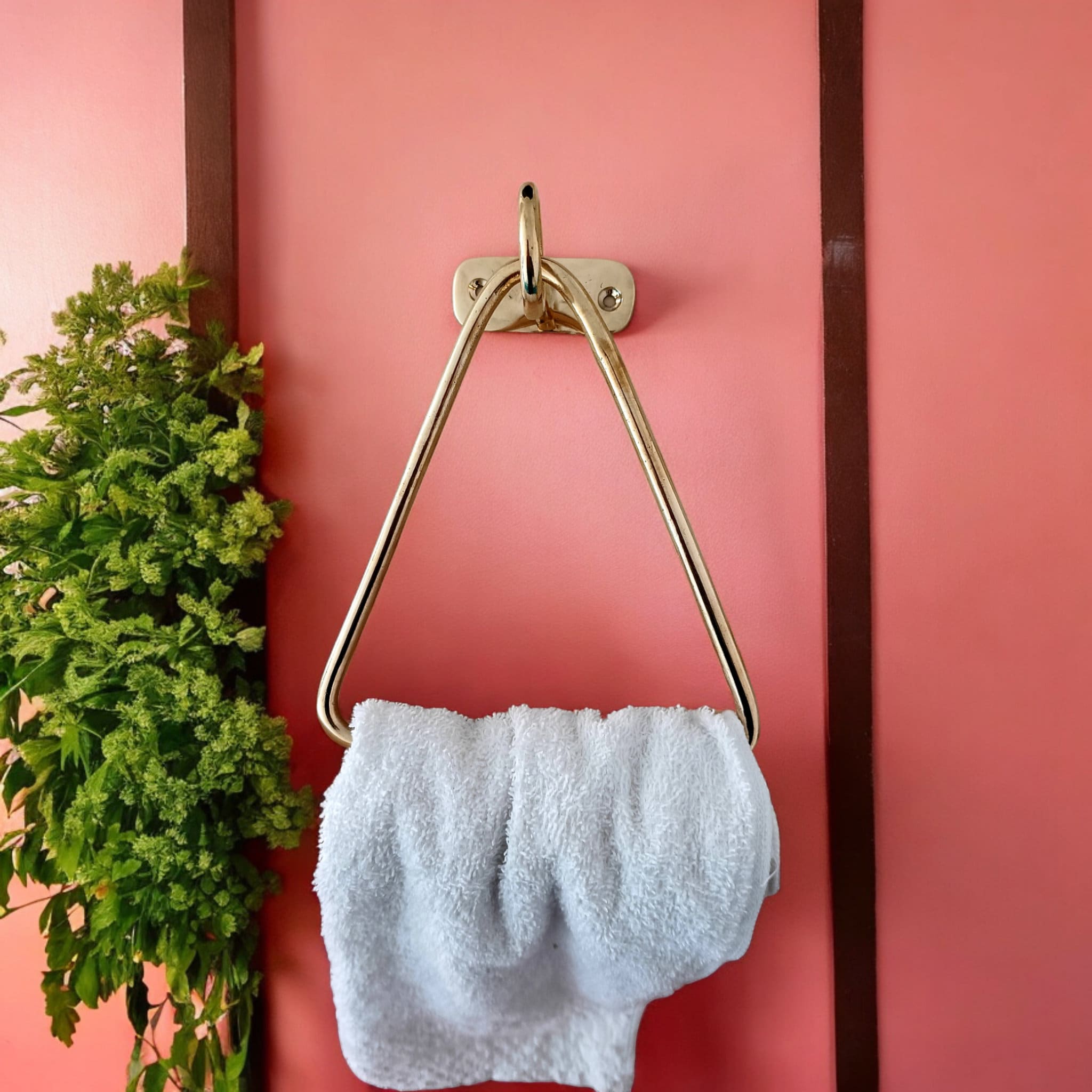 Triangle hand towel holder sale