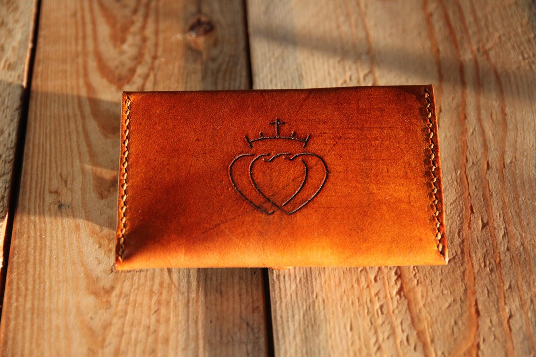 SSPX Emblem Leather Envelope Card Holder Traditional Brown Easy Close