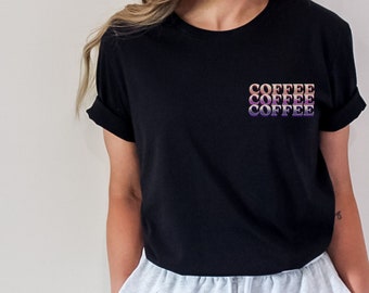 Kawa Kawa Kawa T-shirt, Kawa Miłośniczka T-shirt, Prezent dla niej, Damska koszulka graficzna, Prezent dla Miłośniczki Kawy