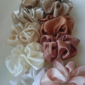 Silk Scrunchies 2 pack - 100% Mulberry Silk