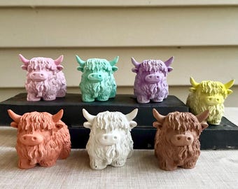 Figura de vaca de las Tierras Altas de hormigón hecha a mano: decoración rústica de granja