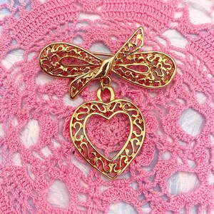 Coquette Filigree Heart Charm Gold Tone Bow Brooch Costume Pin