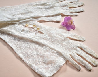 Lace Wedding gloves long opera white 7 Vintage 50’s 60’s