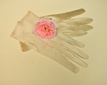 Cream silk wedding gloves long fingers Edwardian hand made 7.5