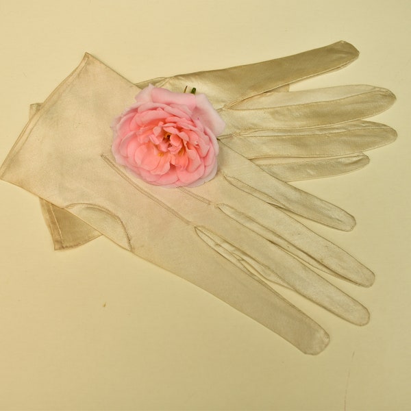 Cream silk wedding gloves long fingers Edwardian hand made 7.5