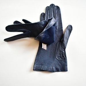 Blue leather gloves vintage 6.5 Milore