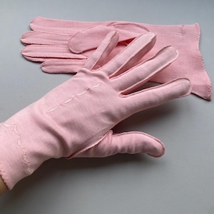 Pink gloves embroidered backs new  size 7 cotton mid century