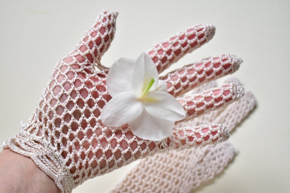 crochet gloves Cream Heavy thread Antique Net Tea… - image 1