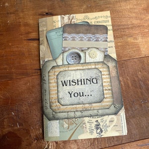 Happy Mail Junk Journal Style Biglietto d'auguri 5 tasche Vintage Lace Message Tag Ephemera OOAK Fatto a mano