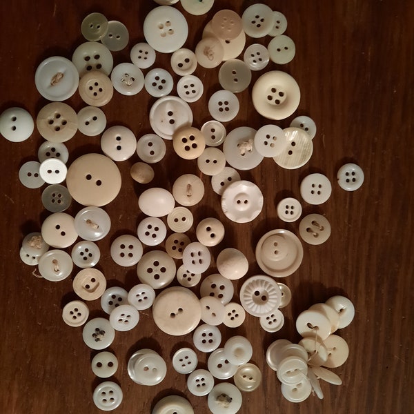 Vintage Buttons Shades of White, Cream set of 100 pieces Sewing Junk Journal Scrapbook Snippets