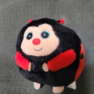 Ty Beanie Boos Dots Marienkäfer Plüschtier Stofftier 13cm
