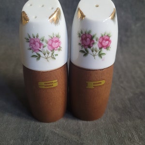 Vintage Wood & Porcelain Salt And Pepper Shakers W/Painted Flowers Made In Japan