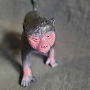 Monkey Plastic Vintage Toy 3&#39;&#39;