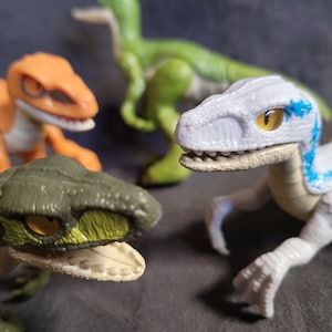 Vintage Jurassic Park Velociraptor Dinossauro Dino Brinquedo De Plástico Dinossauros
