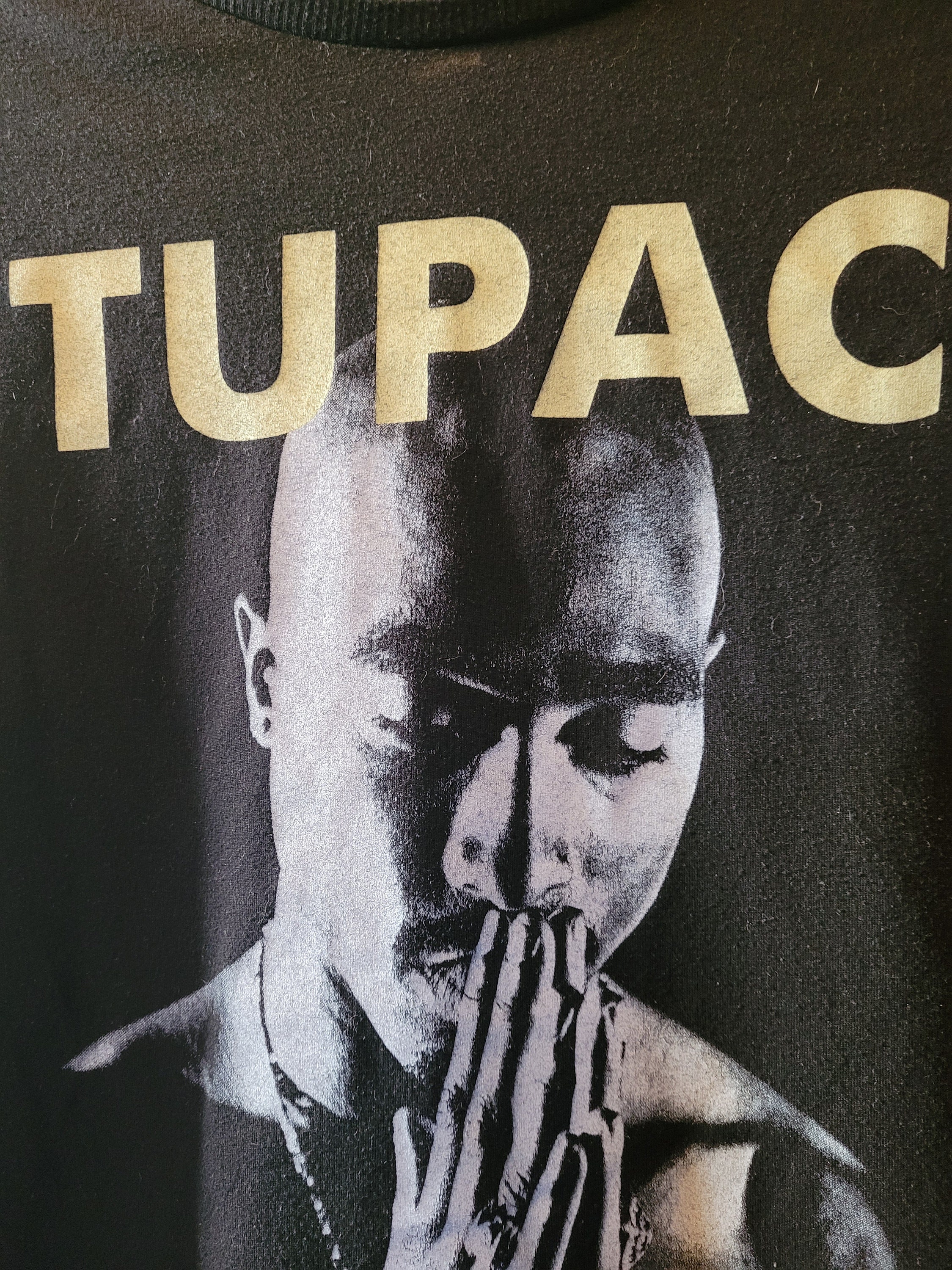 Stussy 2Pac Who shot Tupac shakue Lサイズ Stussy 2Pac Who shot Tupac shakue Lサイズ - メルカリ
