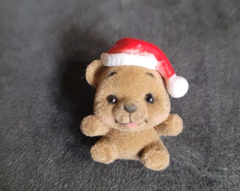 RUSS Vintage Weihnachtsbeflockter Bär Pin 1980s