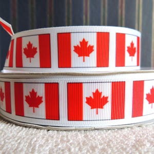 Choix de 3/8" ou 7/8" ruban gros-grain imprimé drapeau canadien, 3 yards, idéal pour les noeuds pour les cheveux, couronnes, projets de couture, scrapbooking