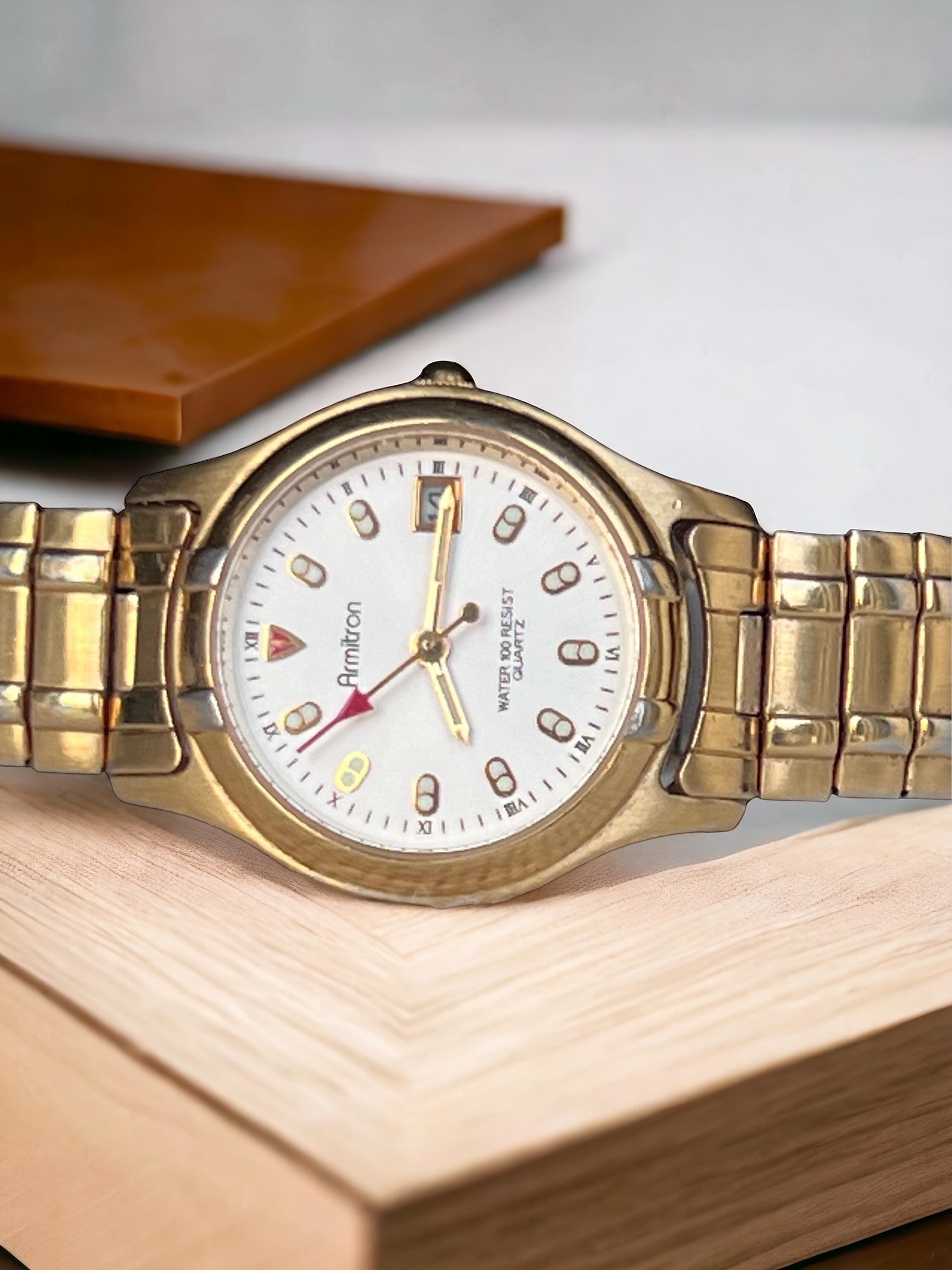 Vintage Armitron Ladies Women