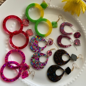 Colorful dangle resin earrings