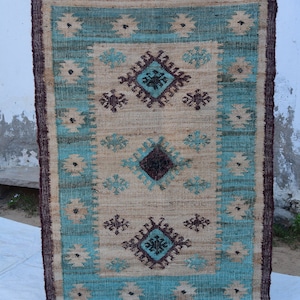 Hand Woven Jute Rug: Geometric Boho Decor, Black & White