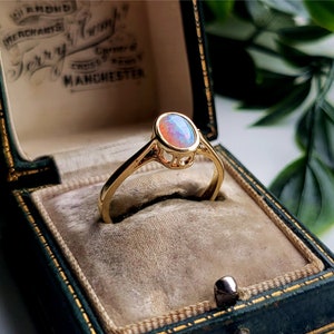 Vintage Solid 9ct Gold Opal Ring, STATEMENT Ring, Packed FULL of Opals, Vintage 9ct Gold Opal Ring, Gold Opal Rings, [Ref00js2]