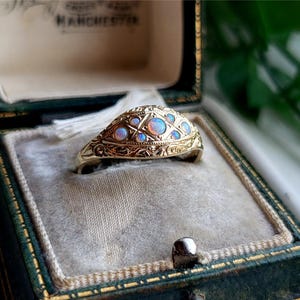 STUNNING Vinage 9ct Gold Opal Cluster Ring, STATEMENT Ring, Packed FULL of Opals, Vintage 9ct Gold Opal Ring, Gold Opal Rings, [Ref00g]