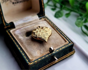 STUNNING Vintage 9ct Gold Heart Charm. 9ct Gold Puffy Heart Pendant. Heart Charms. Heart Pendants LAYAWAY AVAILABLE [Ref00js2]